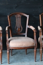 Série de fauteuils en orme du milieu du 19 ème avec dossier en forme de lyre