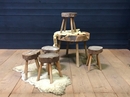 style Set of table and stools