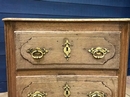 style Small bleached chest of drawers