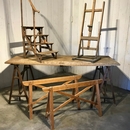 Table antique en bois avec planche