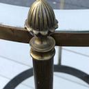 Table design en laiton et miroirs avec deux eta