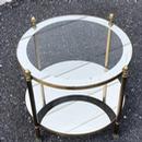 Table design en laiton et miroirs avec deux eta