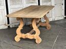 Table en chene de style espagnol 