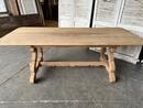 Table en chene de style espagnol 