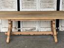 Table en chene de style espagnol 